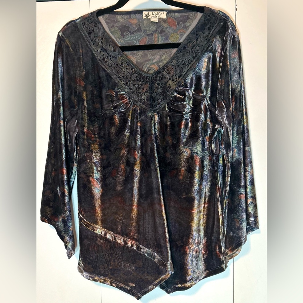 Unity World Wear Long Sleeve Black Velvet Top Lace V Neck